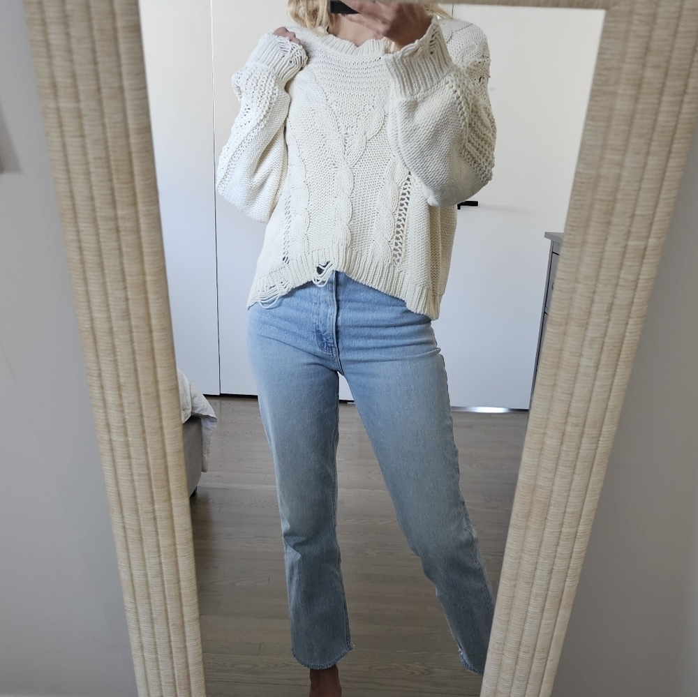 NEW Wildfox Waldorf Distressed Oversize Slouchy Cable Knit Cream Sweater Size M